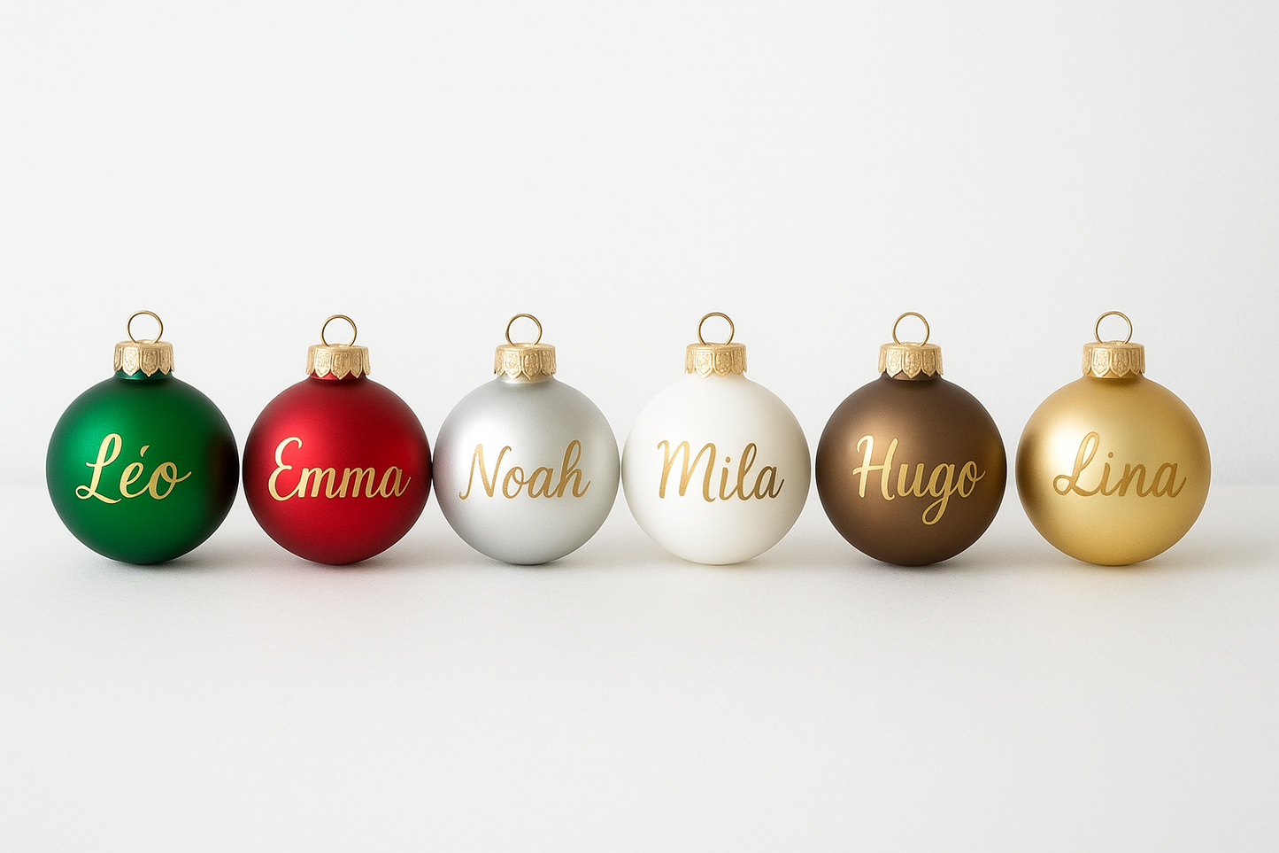 Boule de Noël Personnalisée en Verre – 6 cm