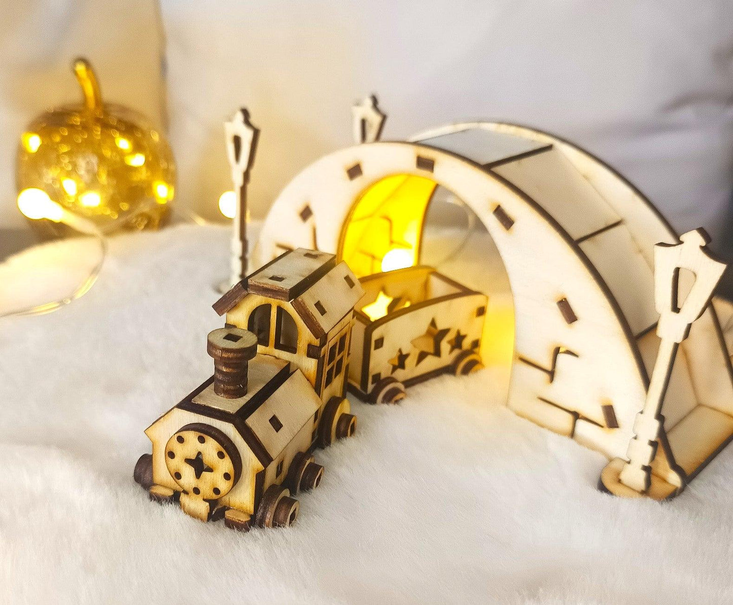 Petit train + pont pour village de noël - Atelier Eli'magine