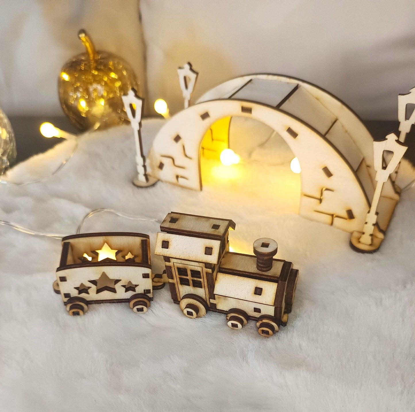 Petit train + pont pour village de noël - Atelier Eli'magine