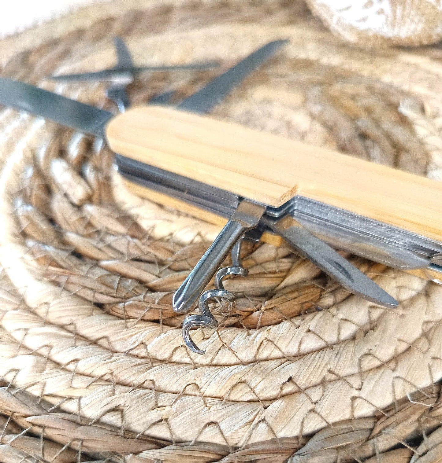 Couteau à outils multifonctionnel personnalisé en bambou - Atelier Eli'magine