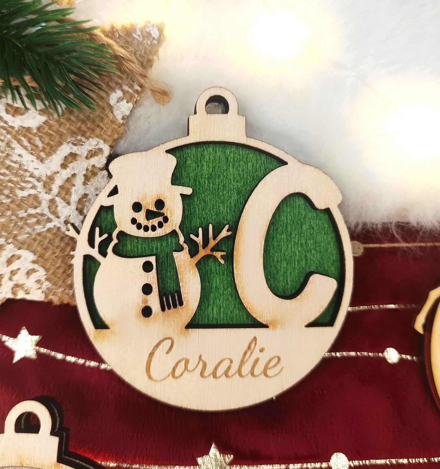 Boule de Noël personnalisée bois - Atelier Eli'magine