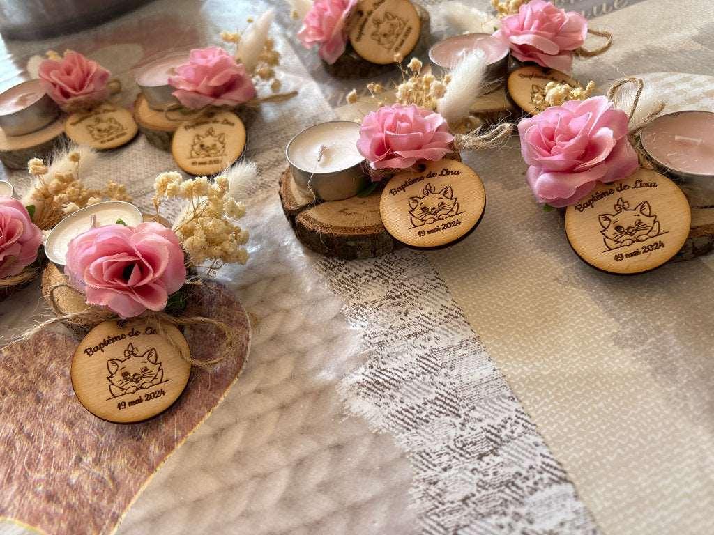 Etiquettes baptême en bois personnalisés - Atelier Eli'magine
