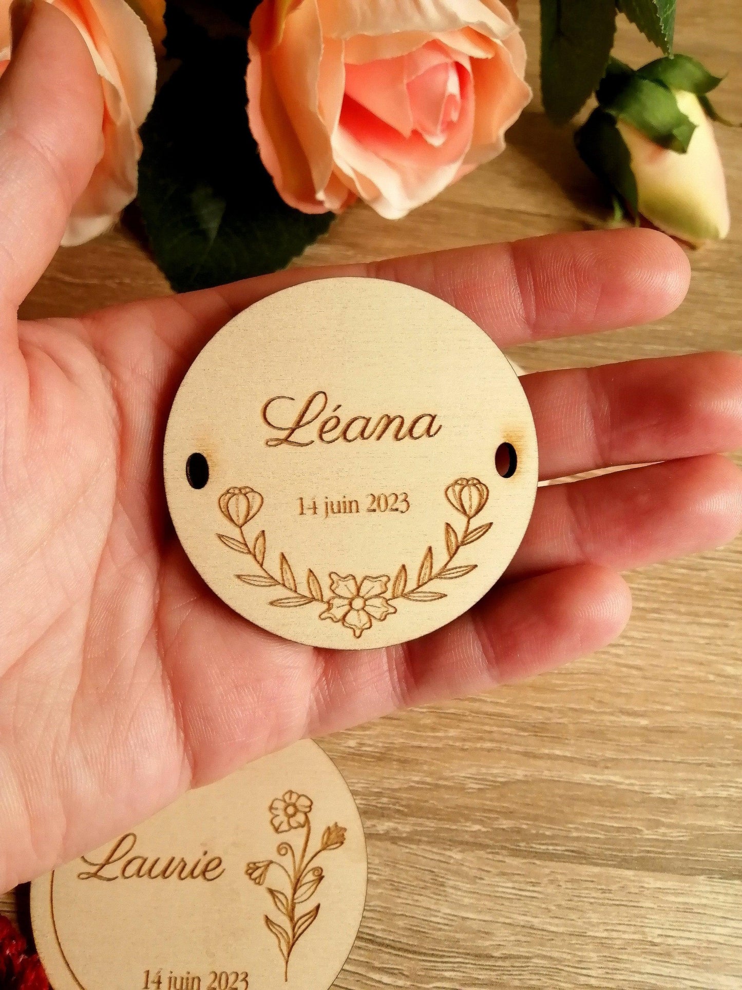 Marque place en bois rond - Atelier Eli'magine