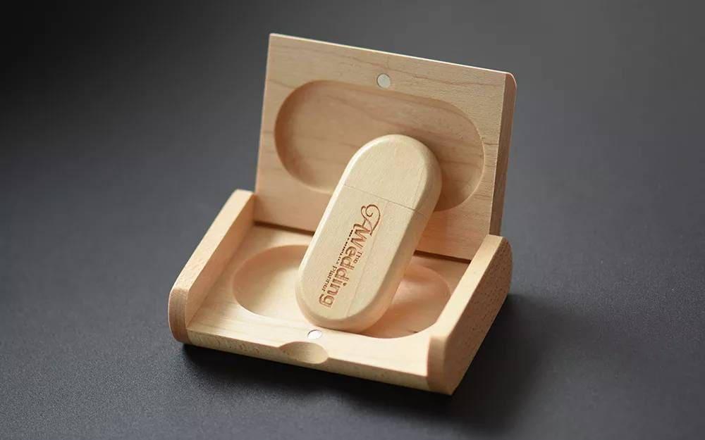 Coffret clé USB de 32Go en bois d'Erable à personnaliser - Atelier Eli'magine