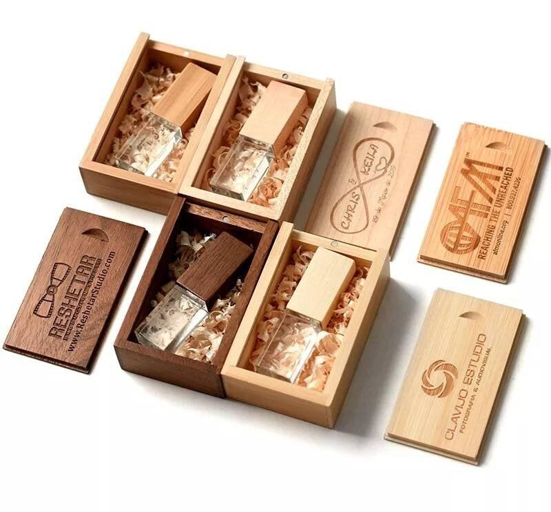 Coffret clé USB de 32Go en bois d'Erable à personnaliser - Atelier Eli'magine